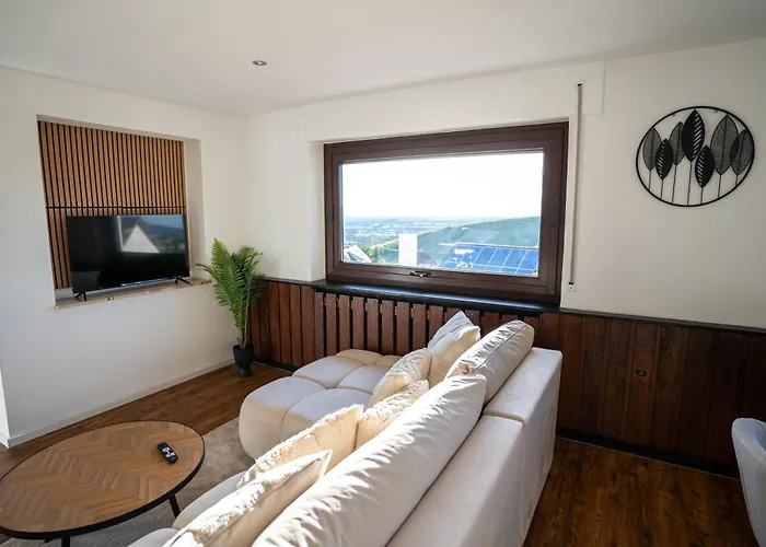 Kamo Panorama Schwarzwald Apartment - Privater Eingang & 2 Kostenlose Parkplaetze, Bis Zu 5 Personen