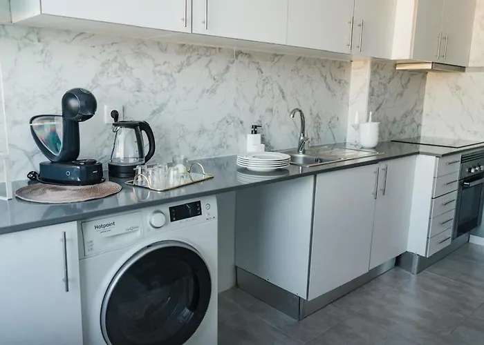 Panoramic Tagus River View Modern Apartment