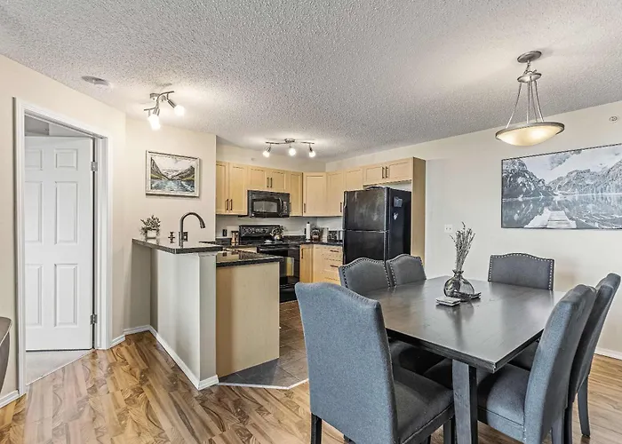 Ridgeview Retreat 2Br Den With Hot Tub Sleeps 7