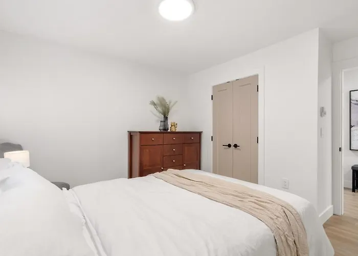 Charming Burnaby Hideaway Near Metrotown