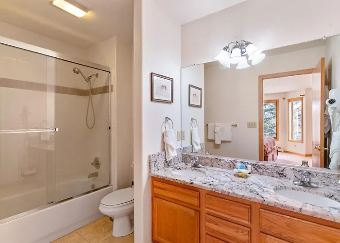 Crestone At Lakepoint Ridge Townhome: Walk To Bike Path Trails, Lake Dillon