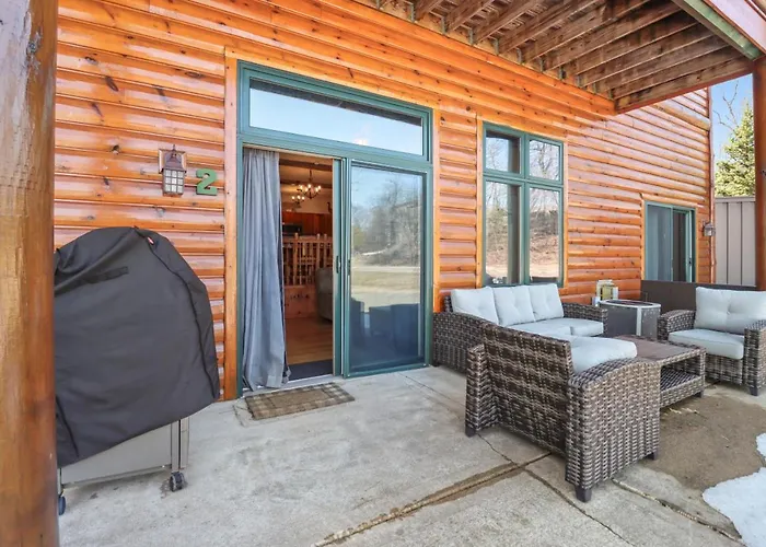 Condo On Lake Minocqua, Walk To Downtown Dock Available