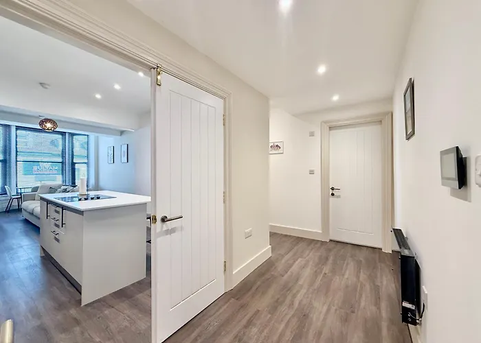 Fabulous Luxury Two Bedroom Duplex Apartment