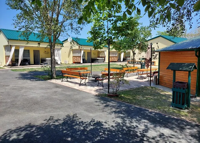Pajer Plazs & Resort