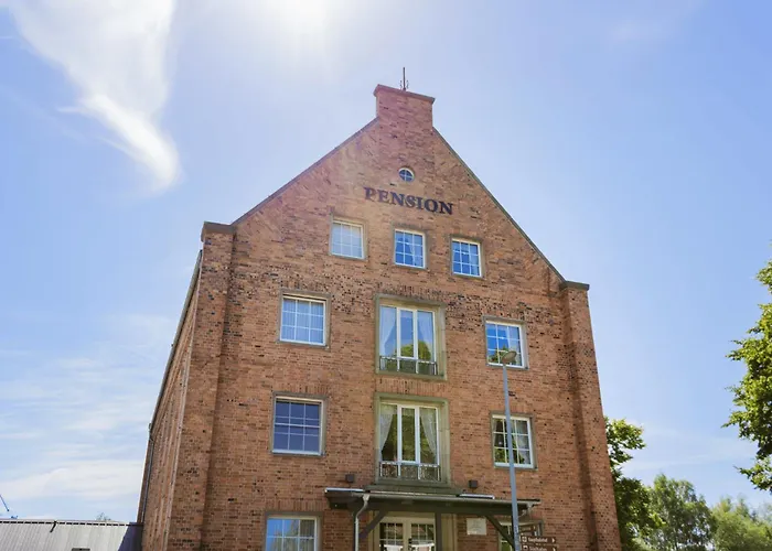 Pension Zur Inselbruecke - Apartments & Ferienwohnung