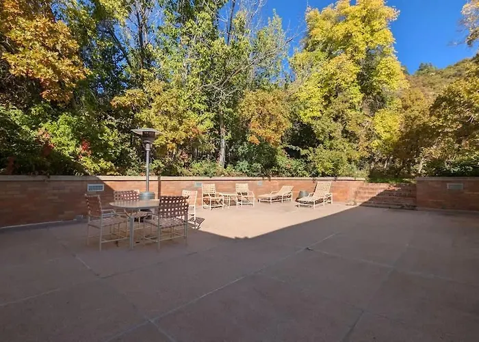 2B2B Loft In Mountains Secluded Patio Vintage