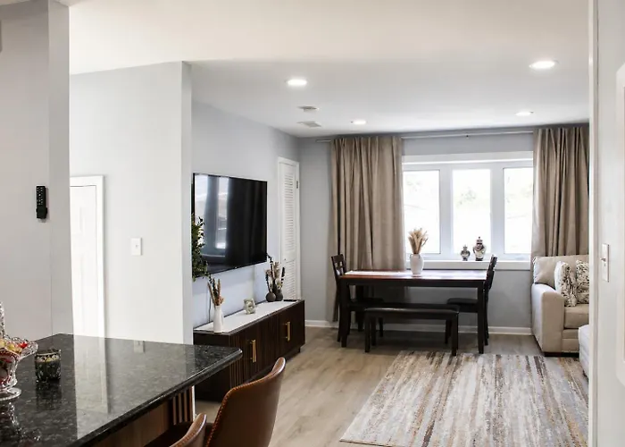 Hidden Gem Near Nyc Modern & Cozy