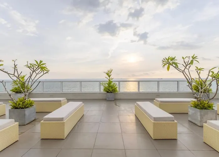 Anarma Oceanfront Apartment