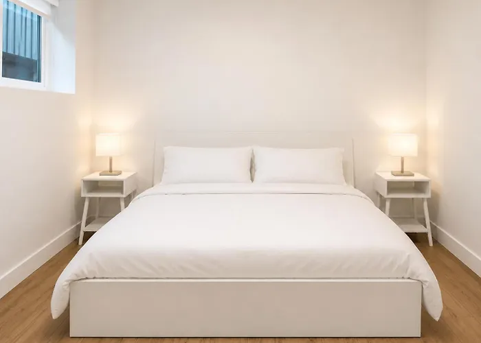 Private 1Br Suite Near Metrotown & Transit