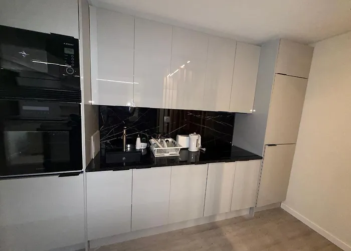 Casa Noir Luxury 3Br Apartment 2 Baths Near Lisbon & Sintra