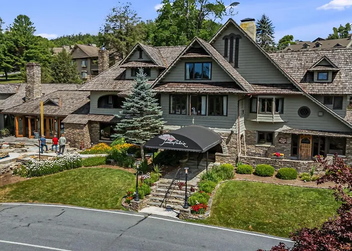 Newly Renovated Chetola 2Br Condo In Blowing Rock