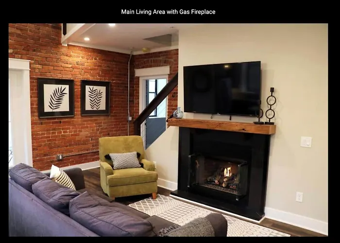 Boyne Schoolhouse Lofts