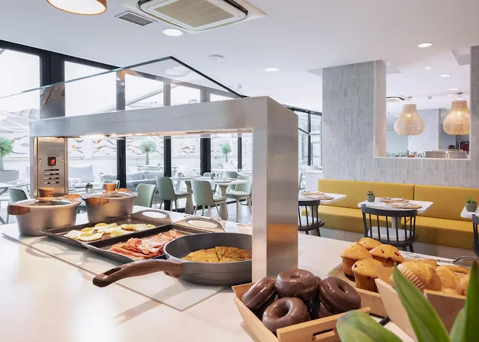 Hotel Málaga Alameda Centro Affiliated by Meliá