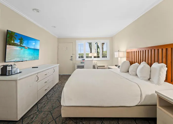 Romantic hotels Dana On Mission Bay