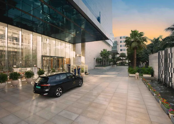 5 star hotels Taj City Centre Gurugram
