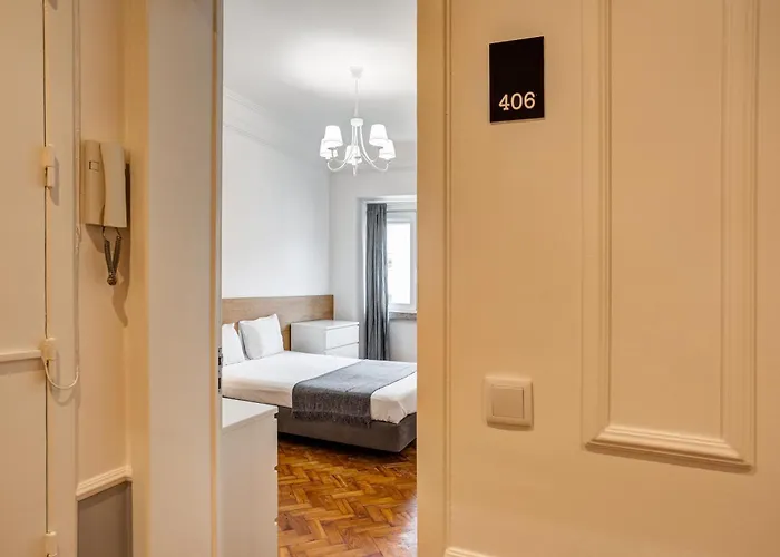 Home Out Rooms & Apartments