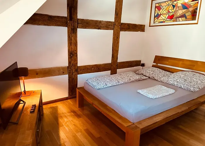 Historisches Ambiente Mitten Im Zentrum Von Ebw