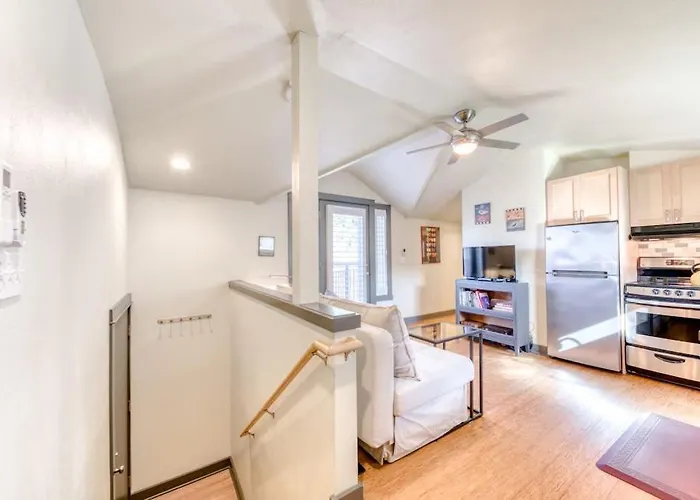 Upscale Ne Portland Guesthouse