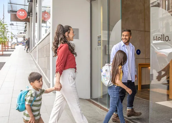 Kid friendly hotel Holiday Inn Express Auckland City Centre By Ihg