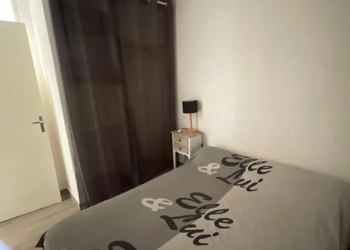 Studio Avec Wifi A 50 M De La Plage Dans Une Rue Pietonne