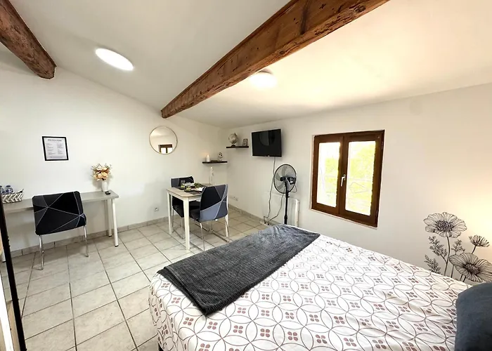 Studios Modernes & Confort A Valence, Drome