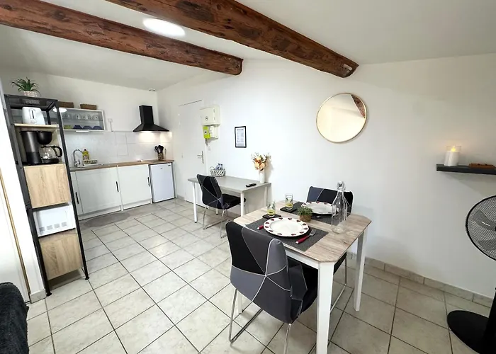 Studios Modernes & Confort A Valence, Drome