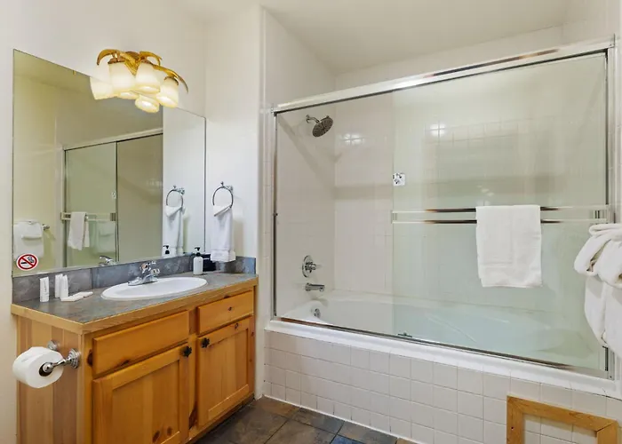 Bugle Pointe B16 By Estes Park Condos