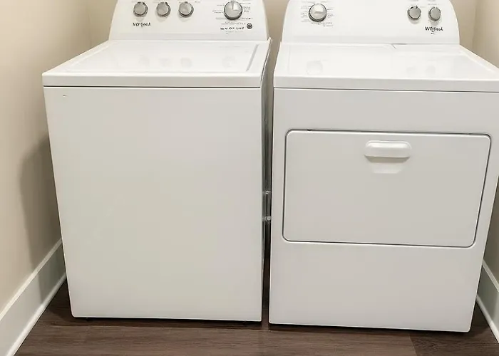 Luxury Private En-Suite Room With Private Bathroom In Duluth