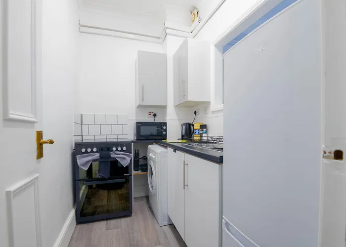 Lowestoft One Bed Apartment, Close To Beach -Ideal For Weekend Getaways And Business Travellers- With Free Parking!