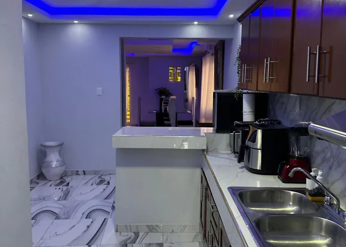 Apartamento Cerca Del Aeropuerto De Las Americas Y La Playa