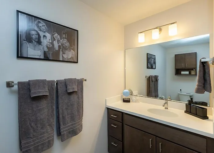 Luxury Studio In Downtown Dsm, Free Parking, Gym