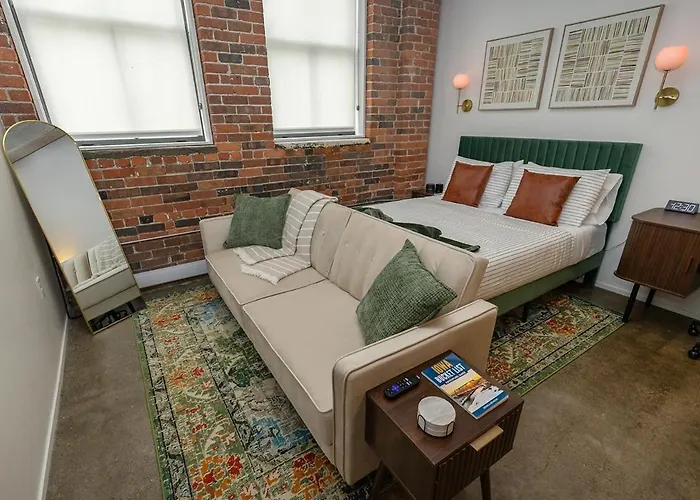 Luxury Studio In Downtown Dsm, Free Parking, Gym