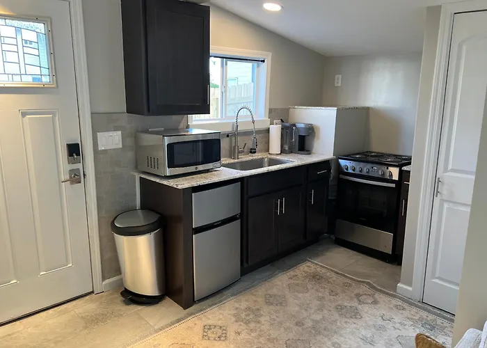 Tiny House Near Syracuse Airport