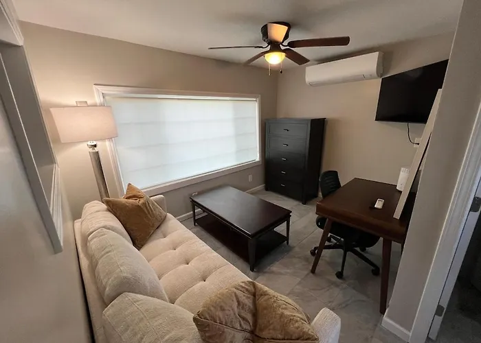 Tiny House Near Syracuse Airport