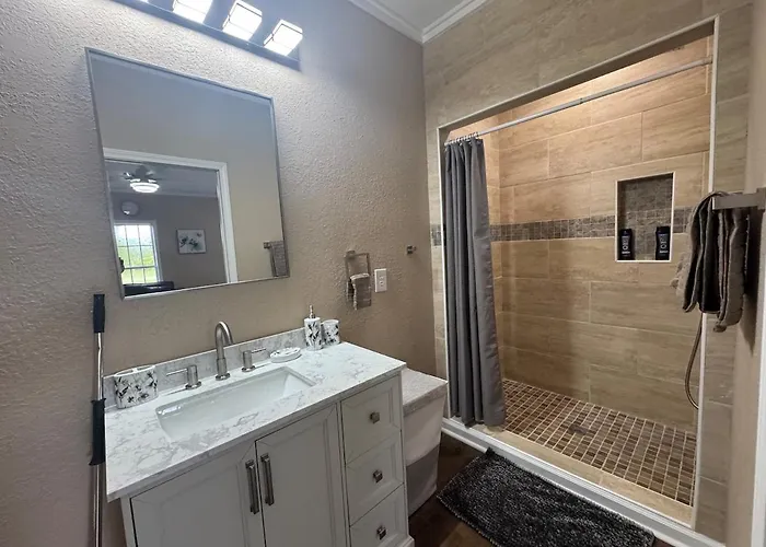 4G The Modern Golf View Luxury Suite
