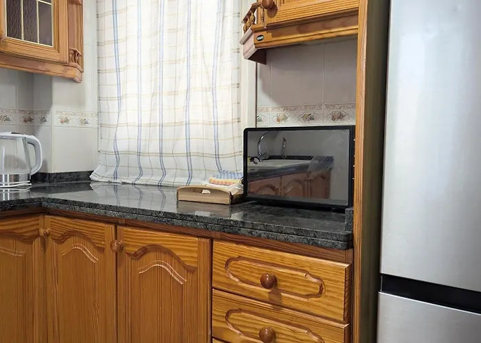 Bright 4-Bedroom Apartment Close To Alicante