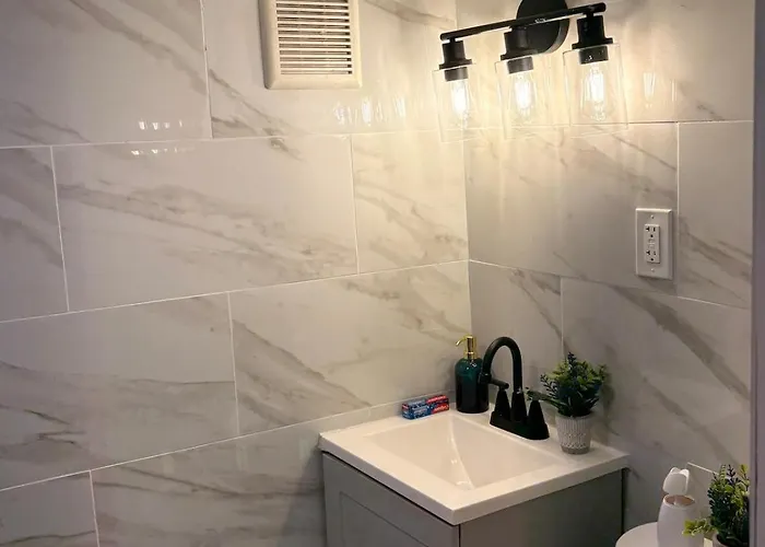 Private Basement Apartment With Separate Entrance
