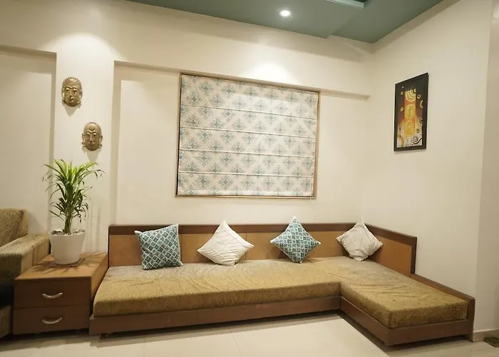 The Oasis Den Spacious 3Bhk Style & Privacy