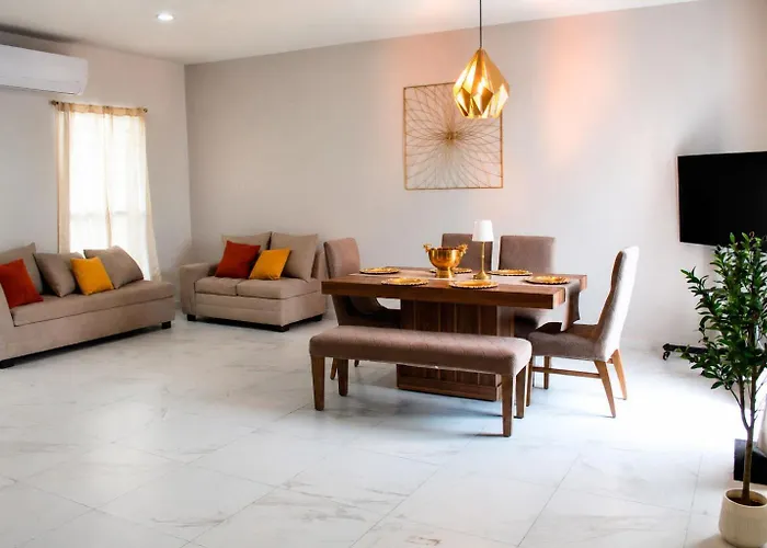 Suite De Lujo -Alberca Privada - 5 Min Usa - Emporio Diamante 1