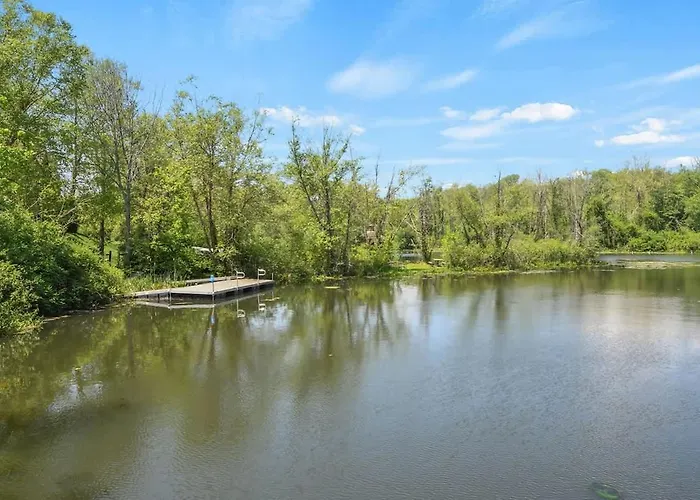 Large Condo Near Mountain Creek & Crystal Springs