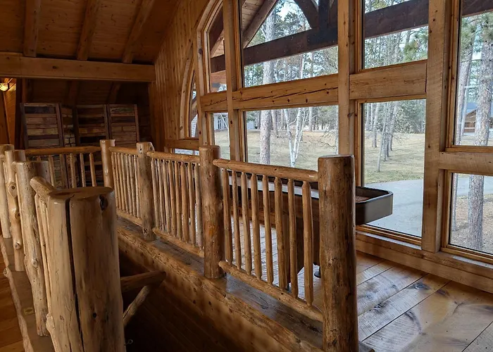 Loft Guest House With Dock & River Views