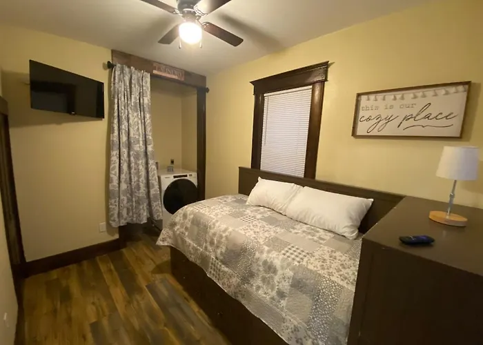 Rock Island Hideaway