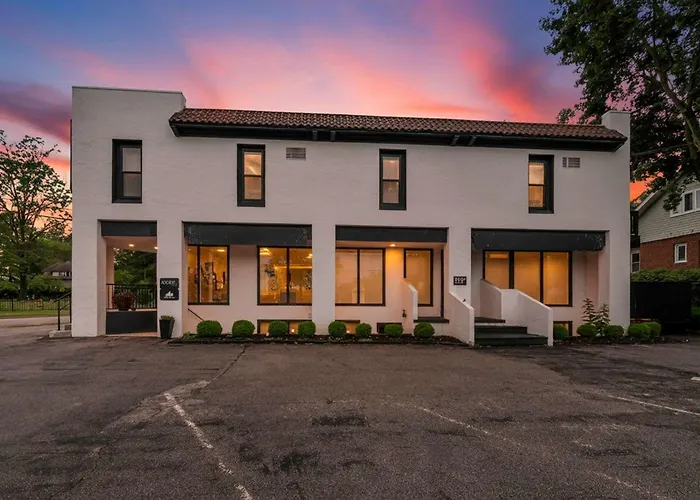 Steps From Spa - Sleeps 4 - Near Cvnp