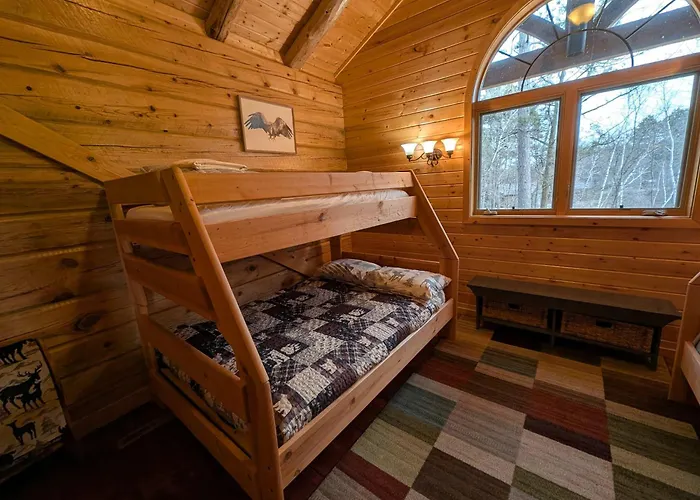 Loft Guest House With Dock & River Views