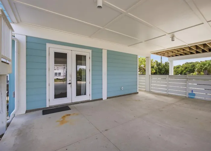 New St George Island Retreat Pool Pet Friendly