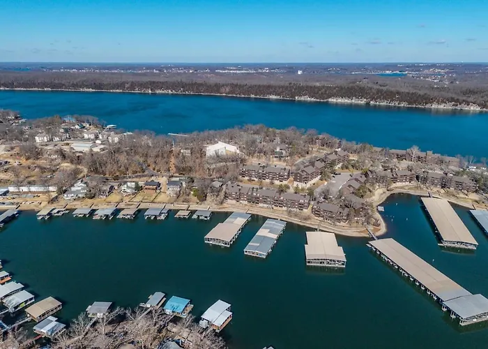 22 Mile Marker! Indoor/Outdoor Pools, Hot Tub! New