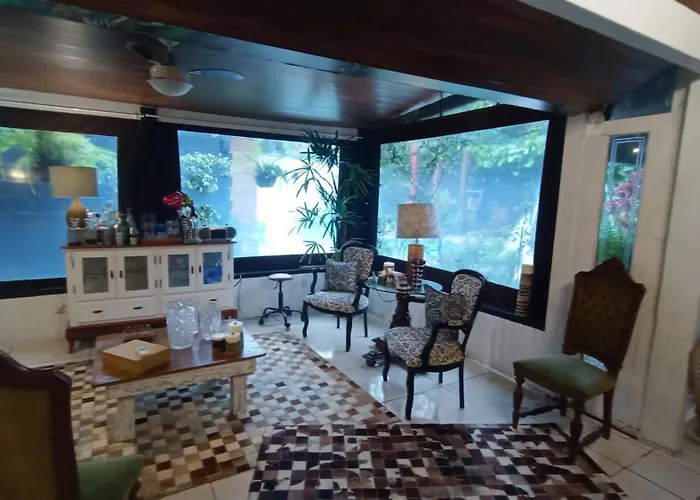 Pousada ZAUA House