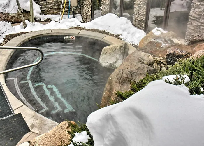 Ski-In/Ski-Out Studio In Aspen Snowmass Ski Resort