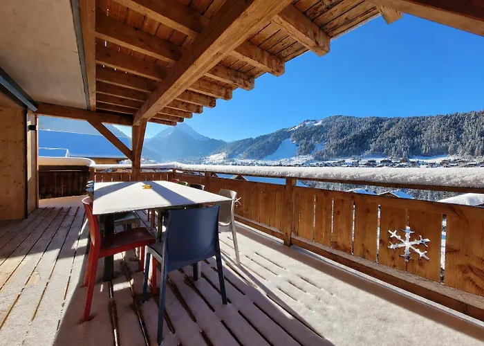 Residence Julianna , Trajets Remontees Mecaniques , Livraison Viennoiseries, Piscine Couverte