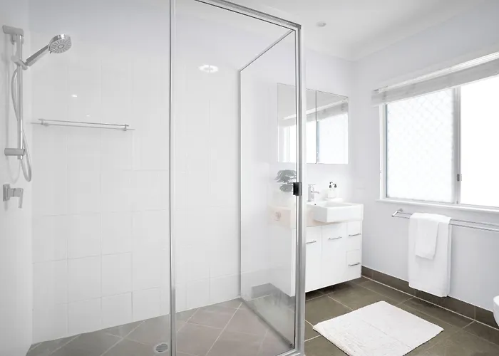 Palm Cove Studio Apartments